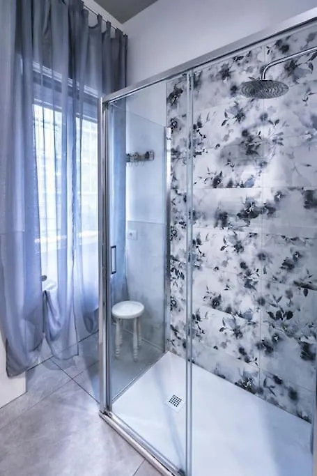 Roomy 6 Guests, City Launchpad, 30Mts To Loreto M1 M2 Milan Apartment