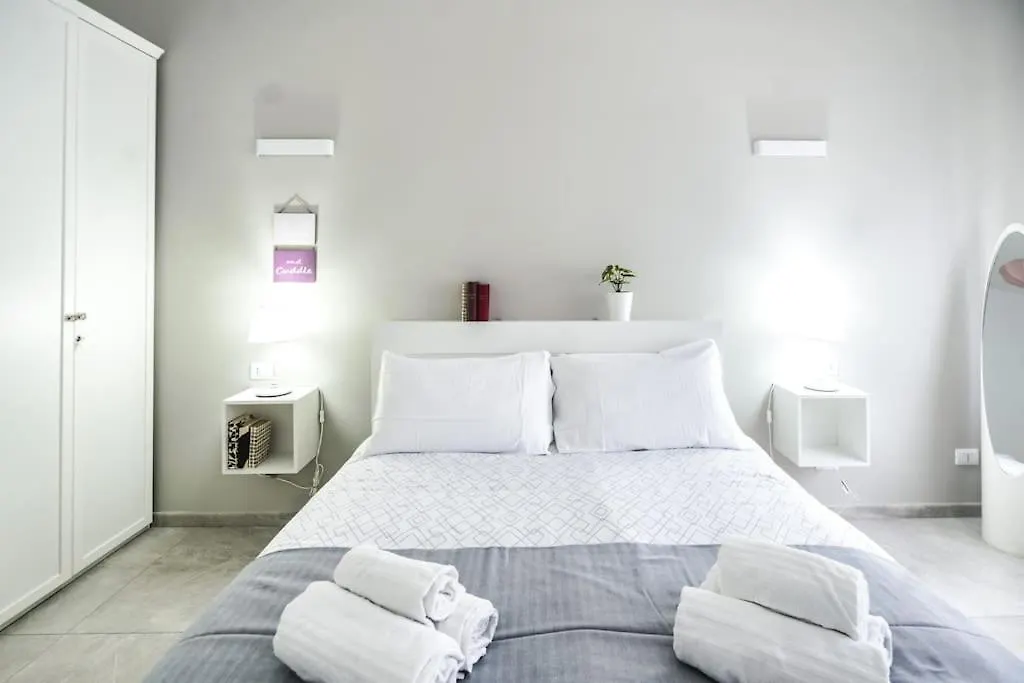 아파트 Roomy 6 Guests, City Launchpad, 30Mts To Loreto M1 M2 밀라노
